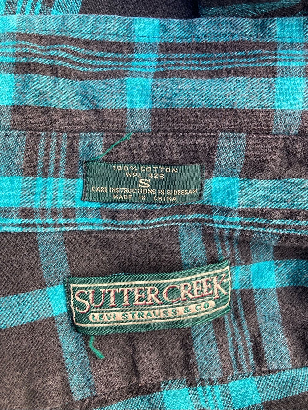 LEVI'S Vintage Flannel - Picture 2 of 7